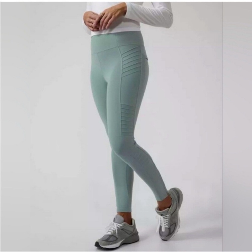 Athleta Delancey Moto Tight Size small/tall NWT sage Green